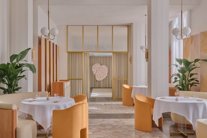 Top 10 Restaurants to Visit in Singapore: Best Places to Eat in 2026