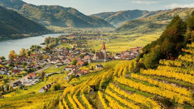 Best Regions to Visit in Austria: Top 10 Places for an Austrian Vacation